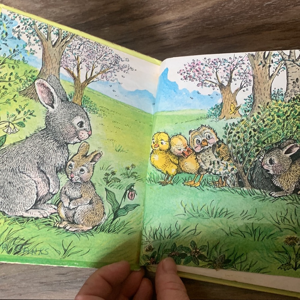 Little Gray Rabbit Vintage Book - Picture 3 of 7
